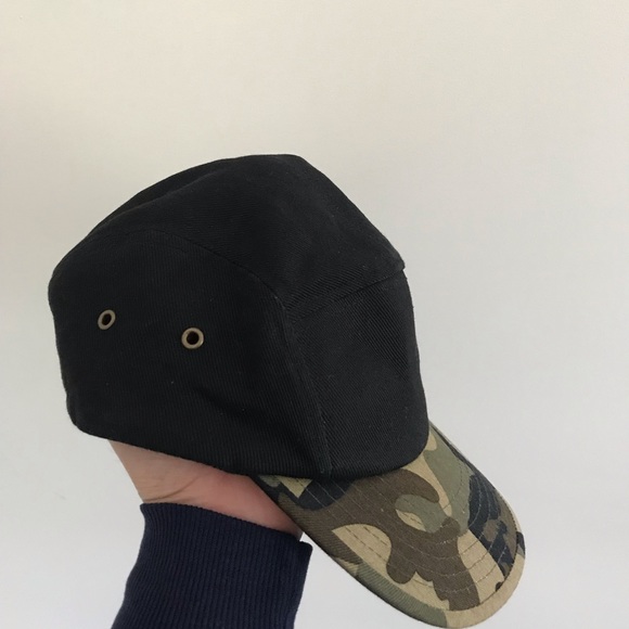 Black and Camo five panel hat - Picture 1 of 4